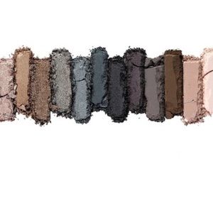 Urban Decay Naked Smoky Palette